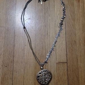 UNIQUE STYLE HEART PENDANT NECKLACE FROM JESSICA SIMPSON